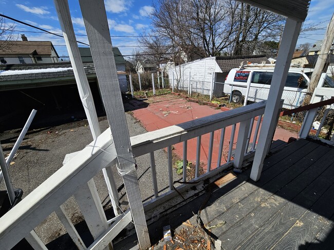 Building Photo - 4004 E 147th St