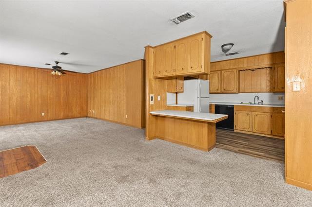 Building Photo - 706 S Manson St