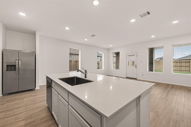 Building Photo - 3023 Ruby Rdg Dr