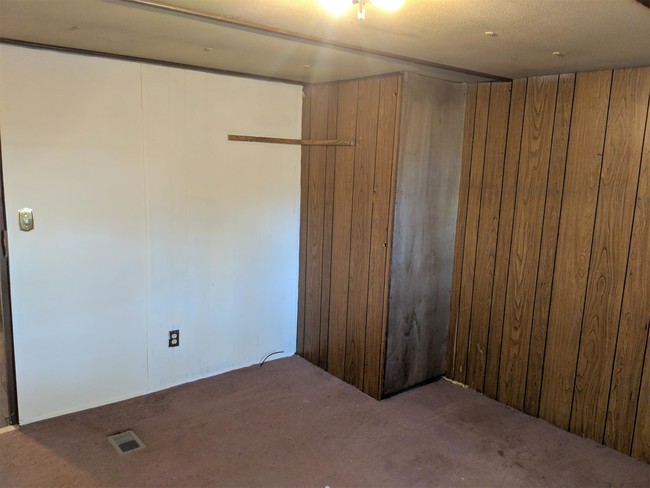 Building Photo - 2076 N Main St