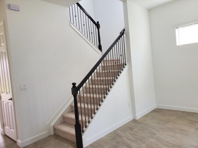 Building Photo - 1136 Wandering Willow Way