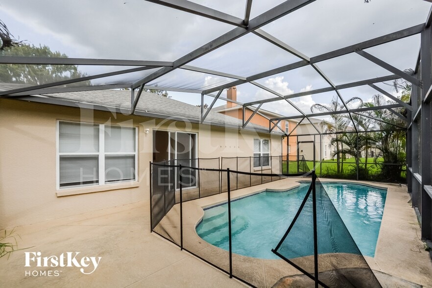 Building Photo - 315 Willowbay Ridge St