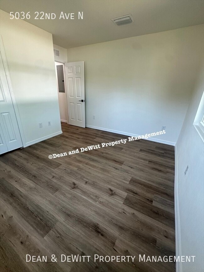 Building Photo - 5036 22nd Ave N