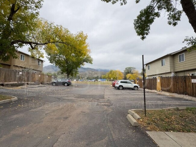 Building Photo - 2146 Baltimore Cir