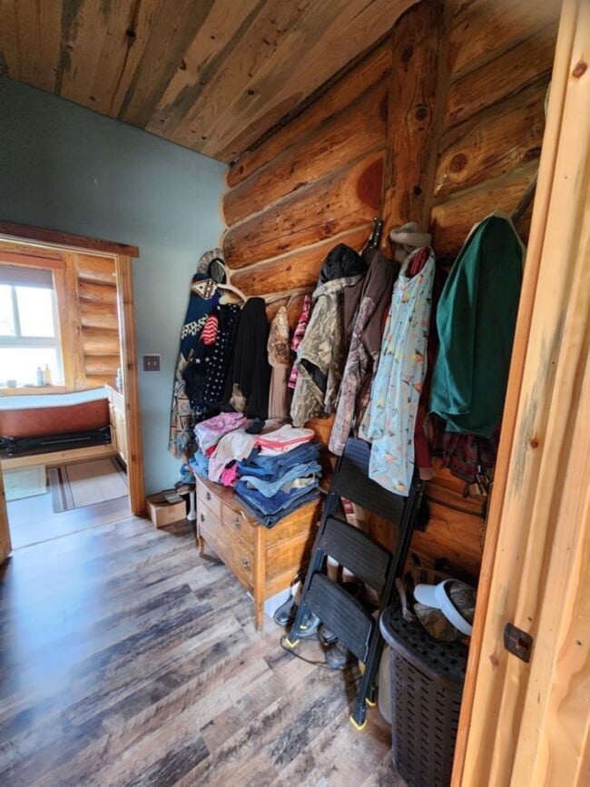 Building Photo - 61468 Blackhawk Trail Ln