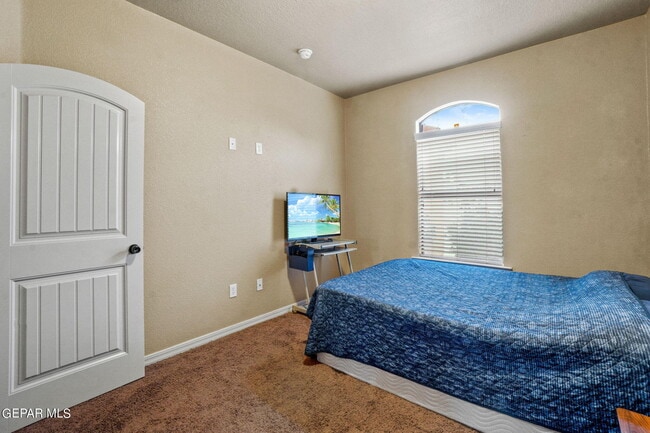 Building Photo - 3845 Tierra Campa Dr