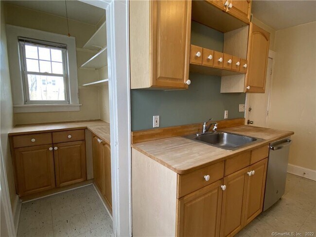 Building Photo - 25 4th St