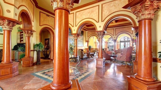 Building Photo - 2757 Via Cipriani