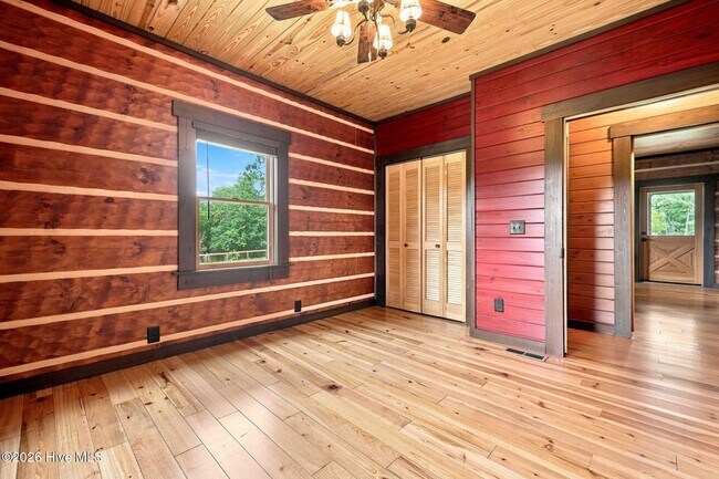 Building Photo - 5103 Hillmon Grove Rd
