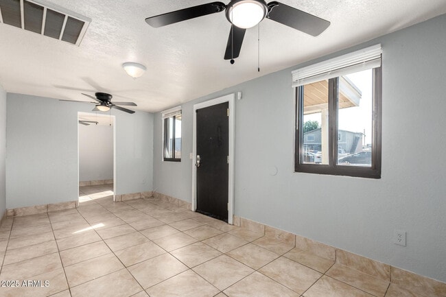 Building Photo - 1920 W Tonto St