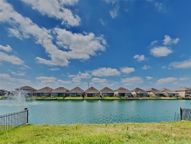 Building Photo - 24819 Alberti Sonata Dr