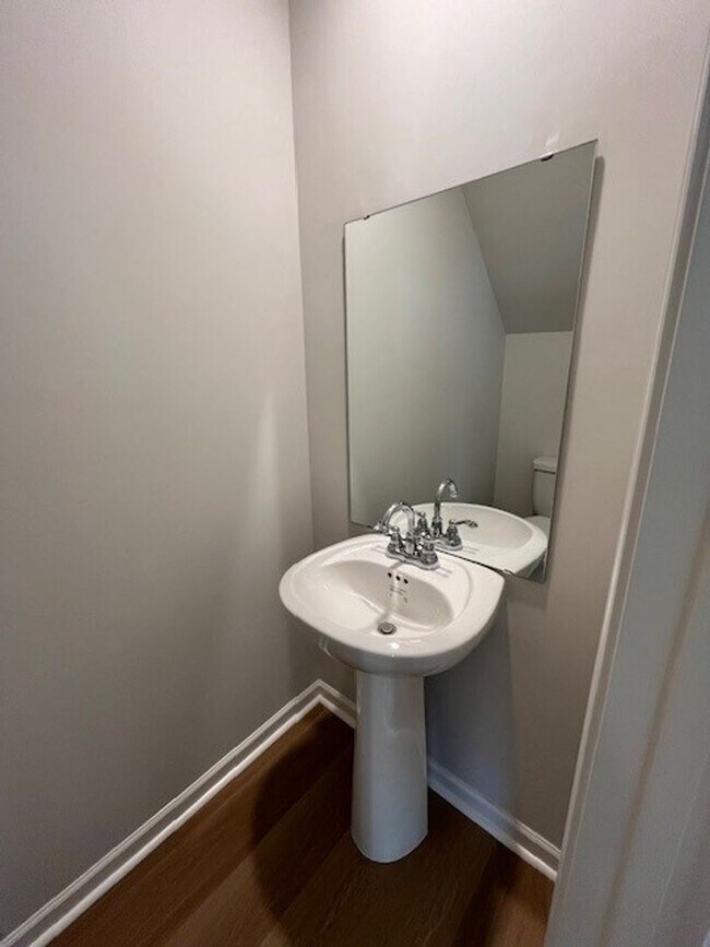 Building Photo - 5086 Northstar Dr