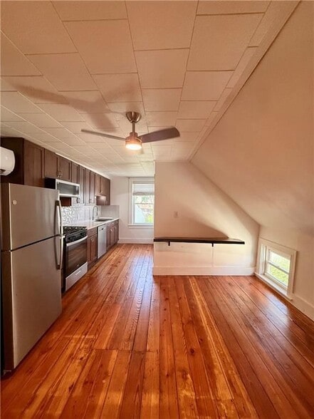 Building Photo - 87 Rockland Ave