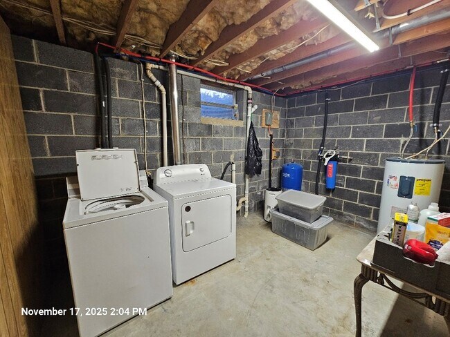 Building Photo - 253 Goodpasture Hollow Rd