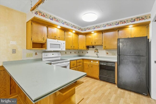 Building Photo - 3742 12th St S