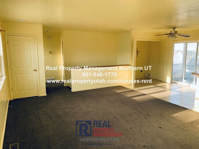 Building Photo - 2149 N 4650 W