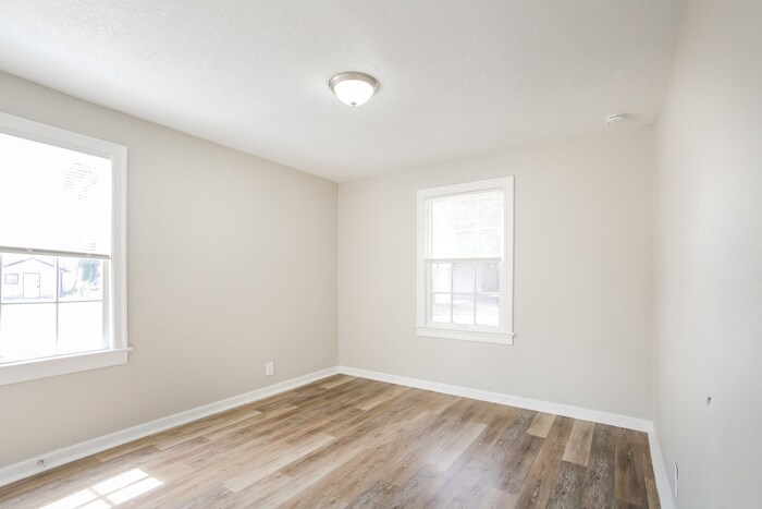 Building Photo - 3257 Liberty Cir
