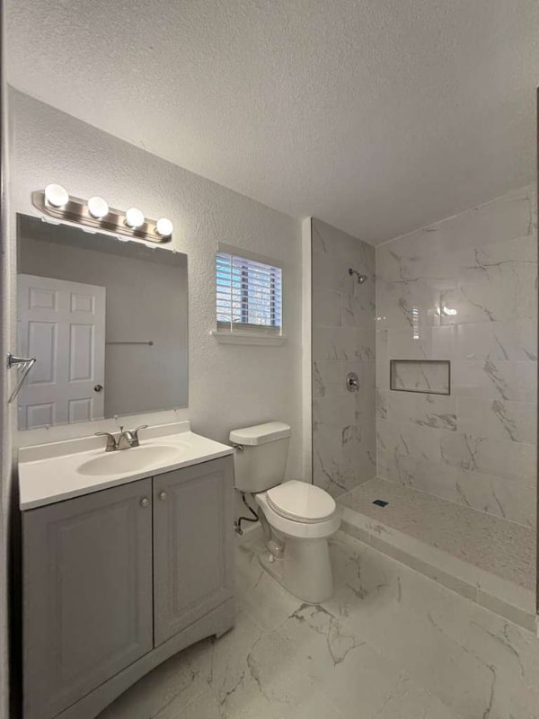 Building Photo - 2934 Hatton St