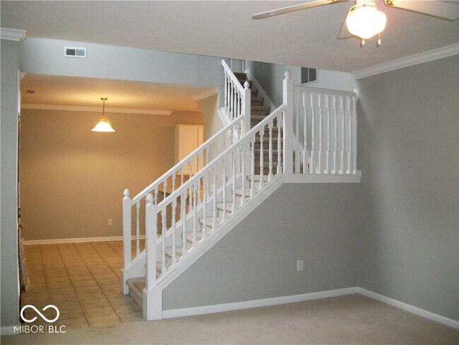 Building Photo - 2215 Colfax Ln