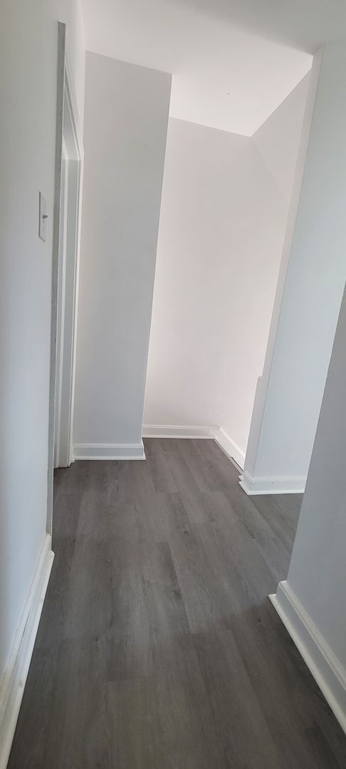 Building Photo - Newly Renovated 3BR Home – Lancaster – Move-In Ready