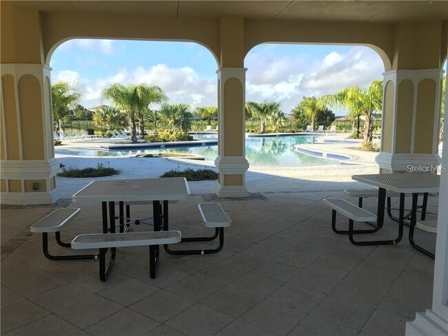 Building Photo - 10143 Count Fleet Dr