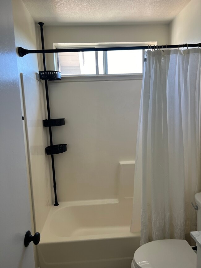 Building Photo - 405 Sailfish Dr