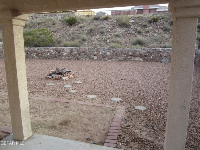 Building Photo - 6572 Dakota Ridge Dr