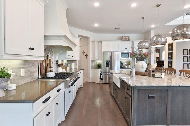 Building Photo - 13011 Mustang River Dr