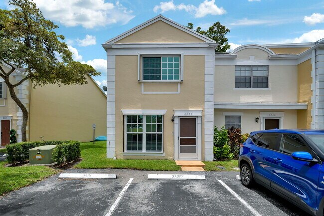 Primary Photo - 2856 Belmont Ln