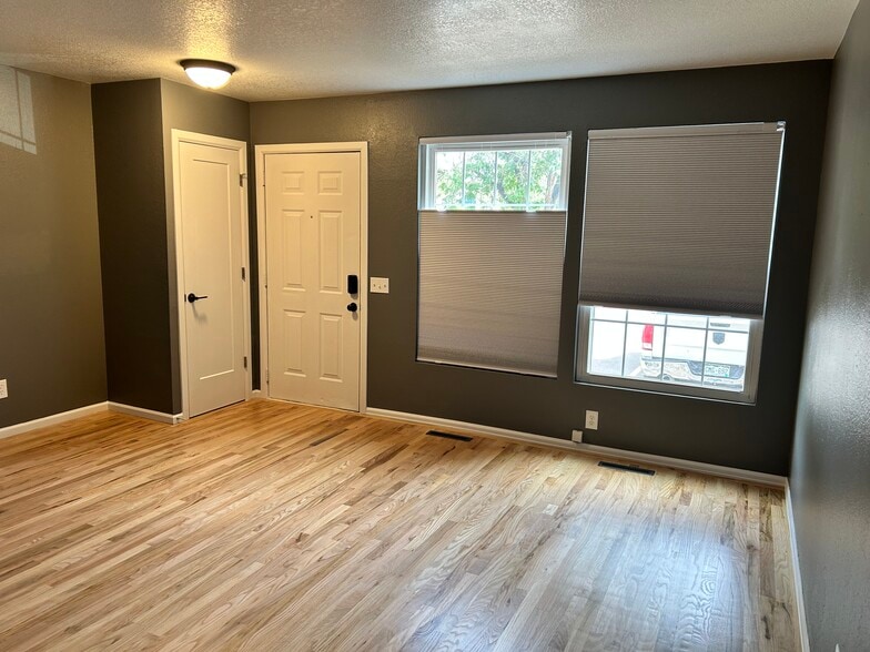 Front room (living room) - 11584 Community Center Dr