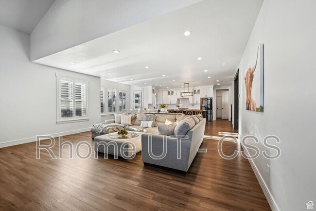 Building Photo - 52 N 400 W