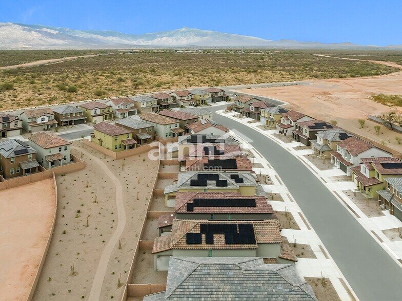 Building Photo - 9583 E Friedel Dr