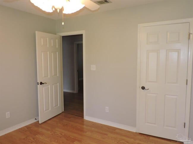 Building Photo - 5097 Chinook Ave