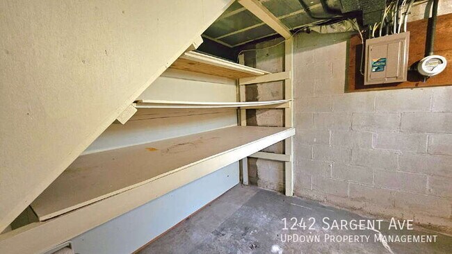 Building Photo - 1242 Sargent Ave