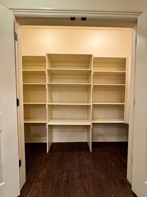 Building Photo - 209 Pebble Beach Dr