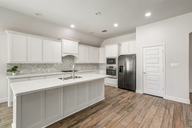 Building Photo - 10835 High Red Mesa