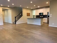 Building Photo - 4 BEDROOM PLUS LOFT, BUILT IN BBQ WITH COMMUNITY POOL