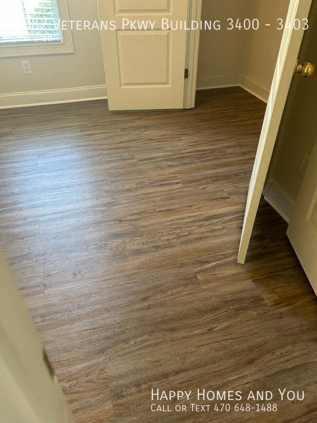 Building Photo - 8082 Veterans Pkwy