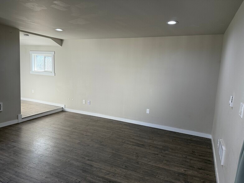 Living room - 5501 108th Avenue Ct E