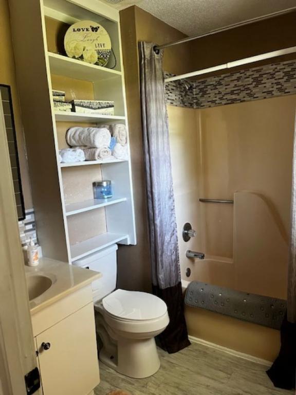 Building Photo - 20066 William St