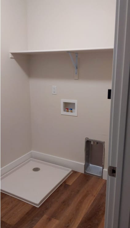 Building Photo - 2033 N 380 E