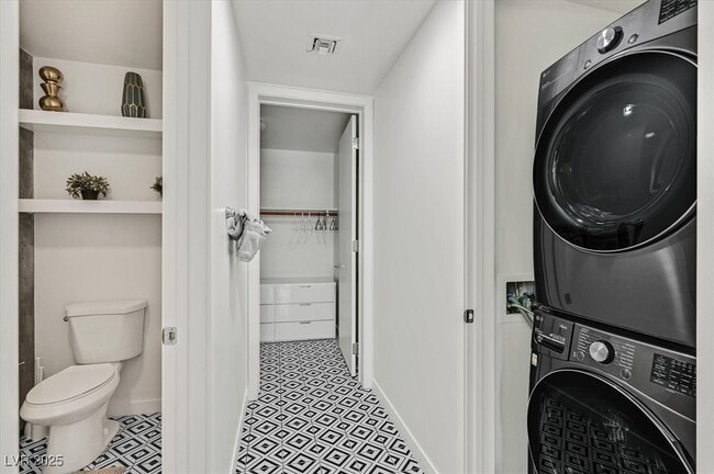 Building Photo - 353 E Bonneville Ave