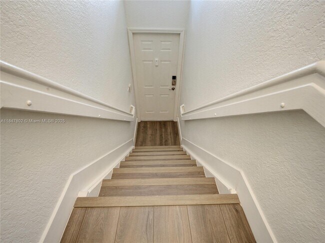 Building Photo - 5630 NW 114th Path