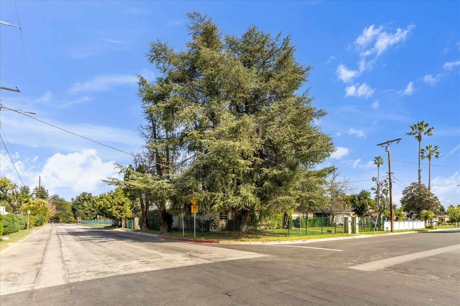 Building Photo - 16553 Hartsook St