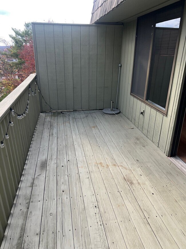 Building Photo - 18 Magnolia Hill Ct