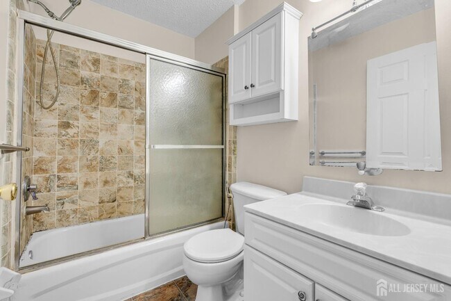 Building Photo - 46 Prestwick Way
