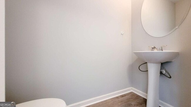 Building Photo - 2566 Piering Dr