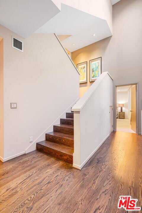 Building Photo - 2423 E Horse Shoe Canyon Rd