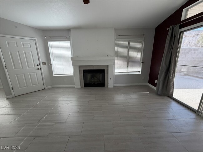 Building Photo - 2335 Bowstring Dr