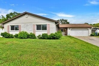 Building Photo - 8403 Lopez Dr